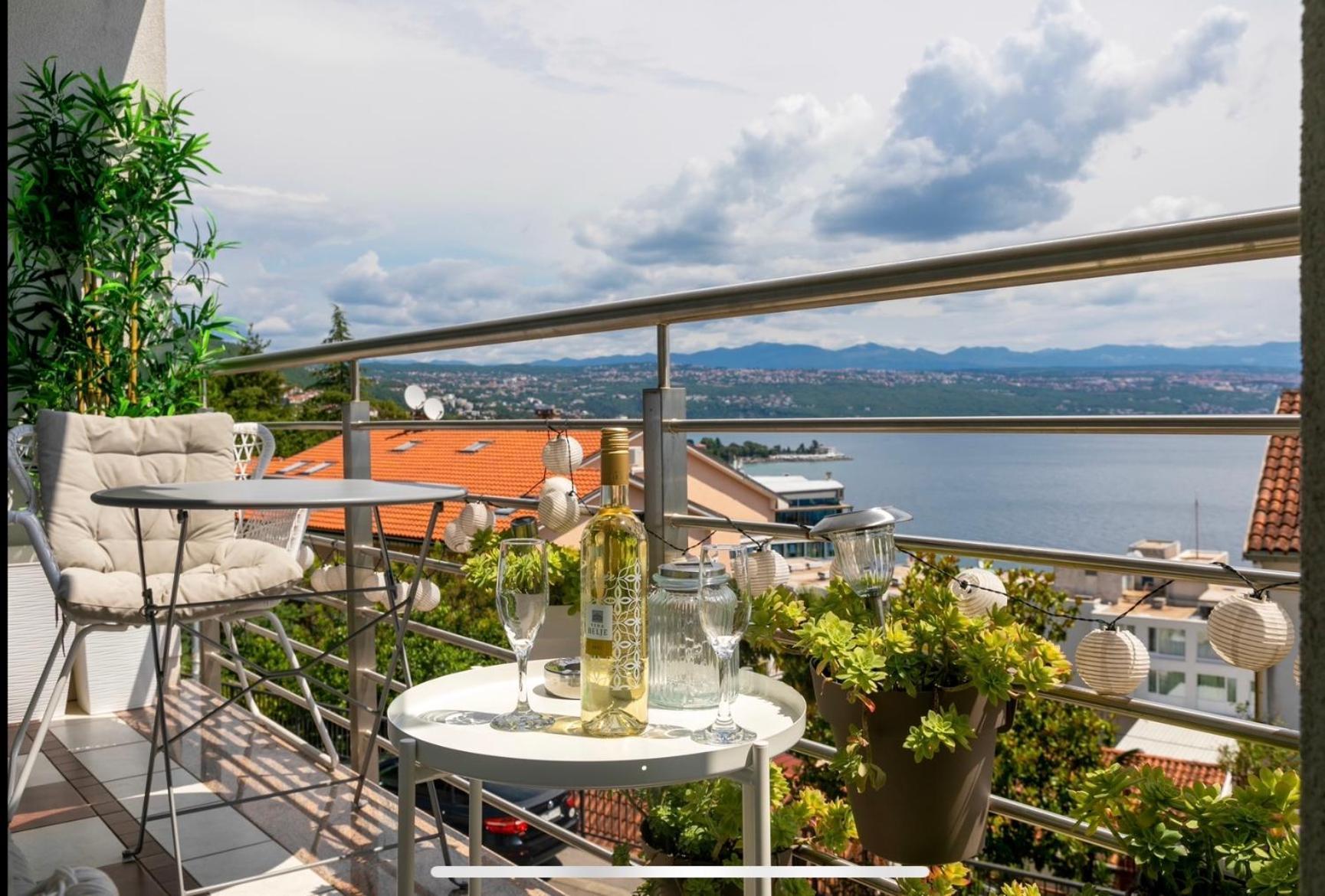 Old Lady Opatija Apartment Екстериор снимка